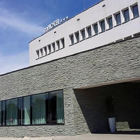 M Hotel 우치 외부 사진